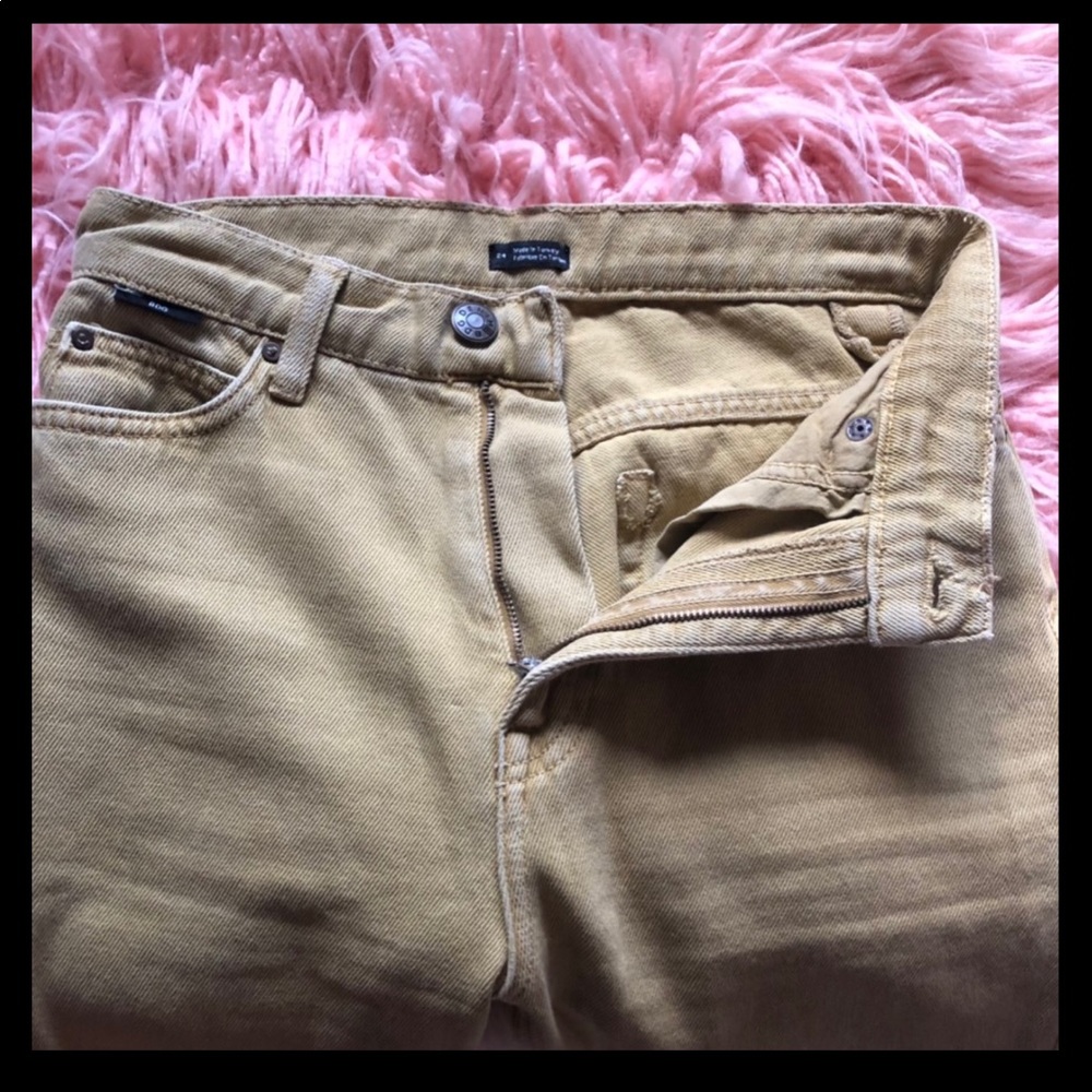 Bdg mustard yellow mom jeans